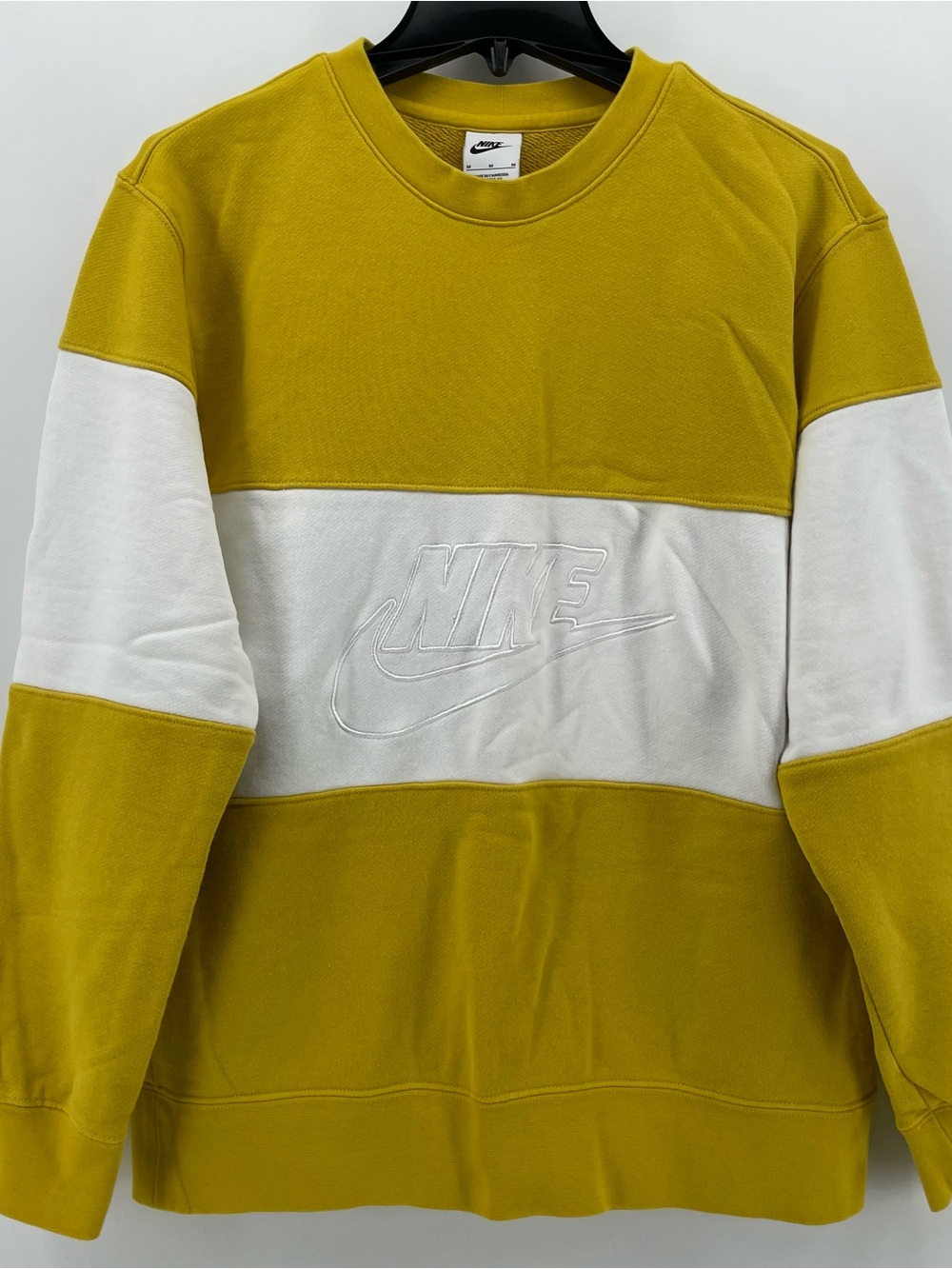 Nike Men’s Crewneck Sweatshirt Mustard Yellow Colorblock M